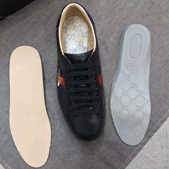 Chi tiết giày Gucci ong phiên bản màu đen