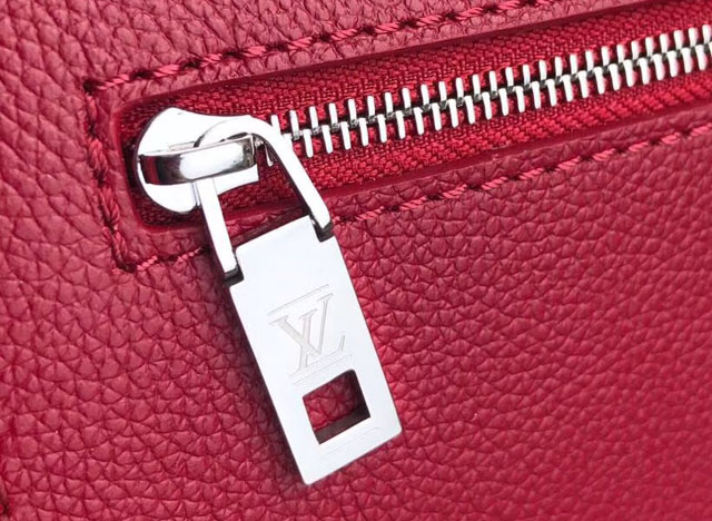 Chi tiết túi xách LV siêu cấp sắc nét hơn túi xách fake 1 Louis Vuitton
