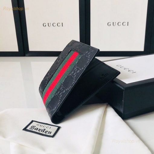 Bóp Gucci được nhiều người ưa chuộng