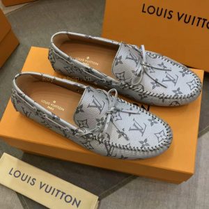 Royalshop.vn - Địa chỉ mua giày nam LV siêu cấp uy tín Hà Nội