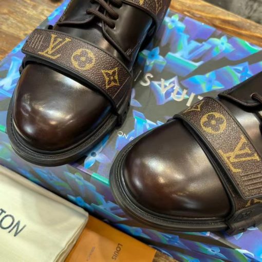 Mũi giày Louis Vuitton