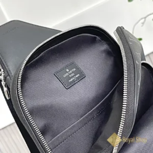 Bên trong Túi đeo chéo LV nam Slingbag B-M46327