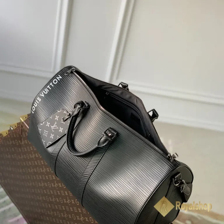 Bên trong Túi nam LV du lịch Keepall B-M23721