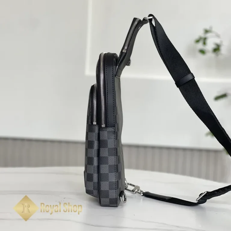 Cạnh bên Túi nam LV Slingbag N45302