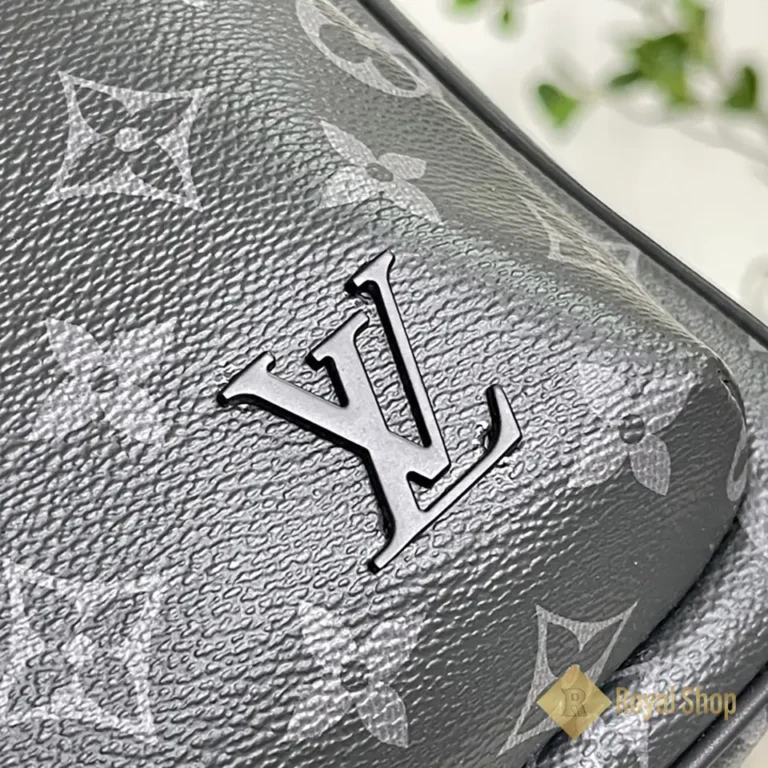 Logo trên da Túi đeo chéo LV nam Slingbag B-M46327