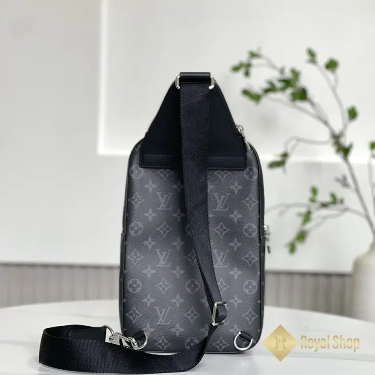 Mặt sau Túi đeo chéo LV nam Slingbag B-M46327