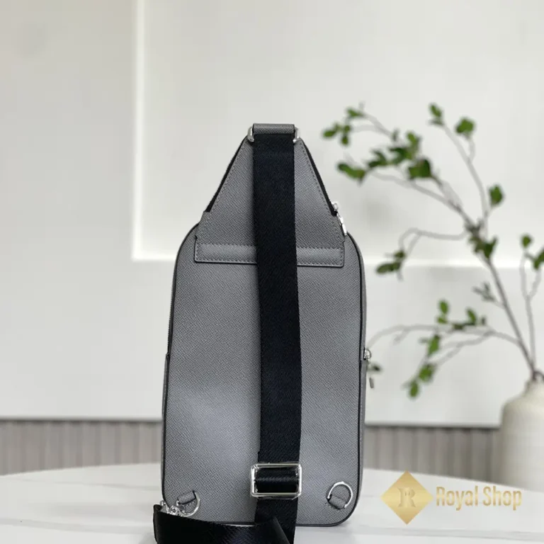 Mặt sau Túi đeo chéo nam LV Slingbag G-M30863