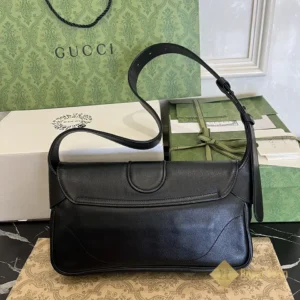 Mặt sau Túi xách nữ Gucci Aphrodite B-767226