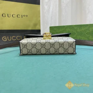 Phần đáy Túi xách nữ Gucci Padlock 772314