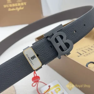 Mặt khóa của dây nịt Burberry BBB071026