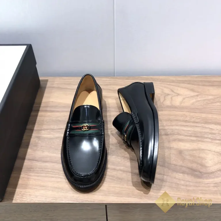 Các chi tiết Giày lười Gucci nam loafer with Interlocking JGC08137