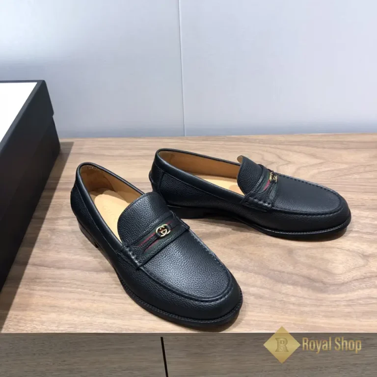 Cạnh bên Giày lười Gucci nam loafer with Interlocking JGC08135