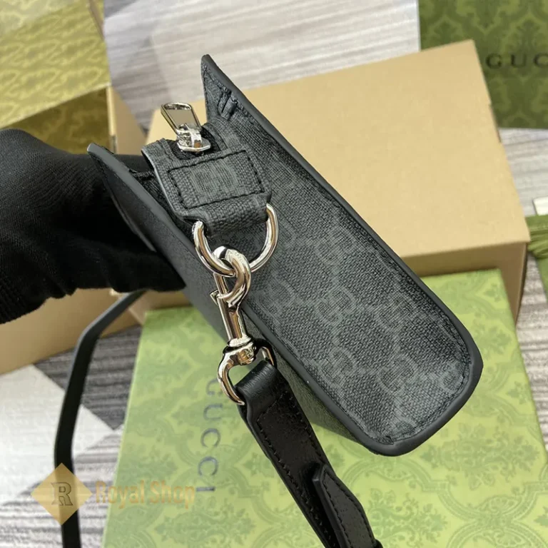 Cạnh bên Túi đeo chéo Gucci nam Messenger 795438