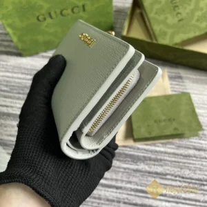 Cạnh bên Ví ngắn nữ Gucci Script Gr-772640