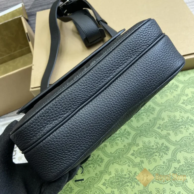 Đáy Túi Gucci nam Jumbo GG small crossbody B-794088