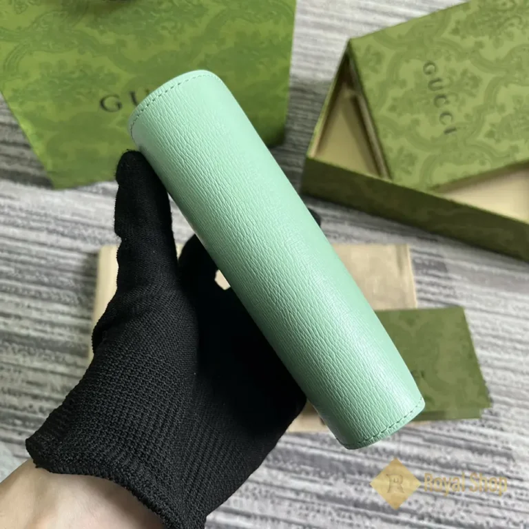 Đáy Ví ngắn nữ Gucci Script G-772640