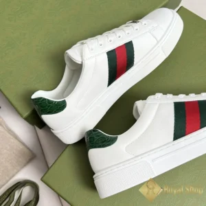 Form Giày Gucci Ace sneaker phiên bản 2024 White 757892 AACAG 9055