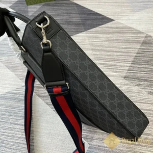 Cạnh Túi xách nam Gucci GG tote màu xám GC794918