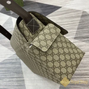 Cạnh bên Túi nam Gucci đeo chéo Messenger màu nâu GC211131