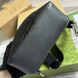 Đáy Túi nam Gucci Jumbo GG crossbody màu đen GC766937