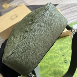 Đáy Túi nam Gucci Jumbo GG crossbody màu xanh lá GC766937