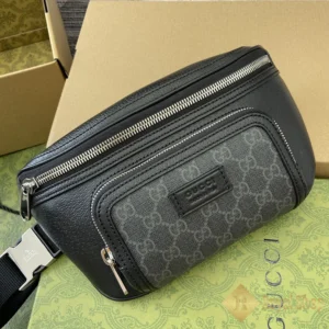 Góc nghiêng Túi nam Gucci bao tử Small GG belt bag màu đen GC795463