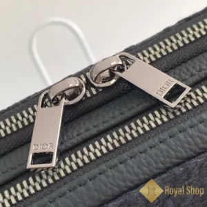 Khoá Túi Dior nam đeo chéo Zipped Pouch màu đen 2OBBC119