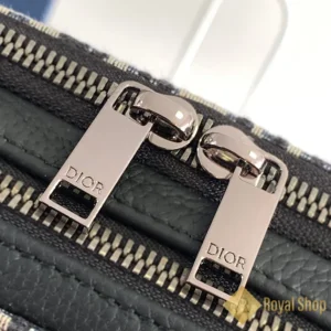 Khoá kéo Túi Dior nam đeo chéo Zipped Pouch 2OBBC119