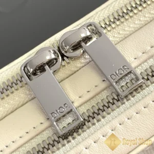 Khoá kéo Túi nam Dior đeo chéo Zipped Pouch màu trắng 2ESBC119