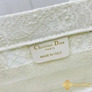 Thẻ tang Túi xách nữ Dior Book Tote màu trắng DR091201