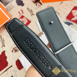 Trước và sau Dây nịt Hermes nam màu đen BMH092304