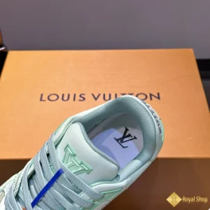 Giày LV unisex Trainer Sneaker xanh lá 102701 like auth