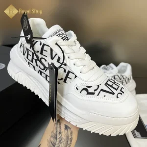 Trên tay Giày Versace nam Sneakers Odissea VC100402D