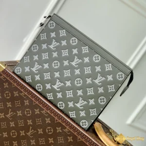 Túi clucht LV nam Pochette Voyage M61692 like auth