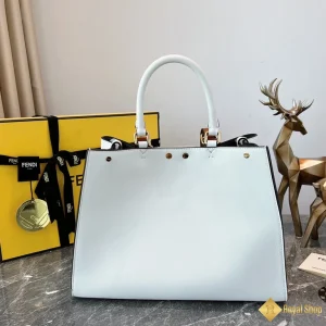 cận cảnh Túi xách nữ Fendi Peekaboo X tote 374