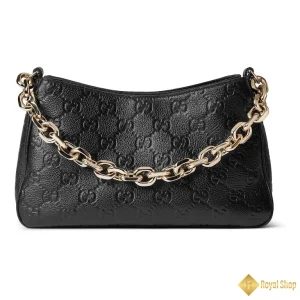 chi tiết Túi nữ Gucci GG Emblem small shoulder 815409