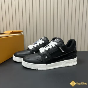 địa chỉ mua Giày nam LV Trainer Sneaker màu đen 1AD9W9