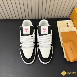 địa chỉ mua Giày unisex LV Trainer Sneaker 1ADDZG