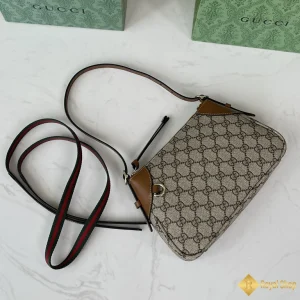 địa chỉ mua Túi nữ Gucci GG Emblem small shoulder 815218