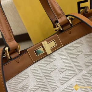 địa chỉ mua Túi xách Fendi nữ Peekaboo X-tote trắng 102602