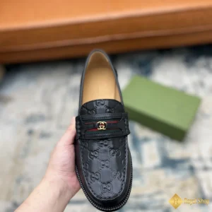 shop-ban-Giay-nam-Gucci-de-cao-loafer-mau-den-GC101103TV-1-2.webp