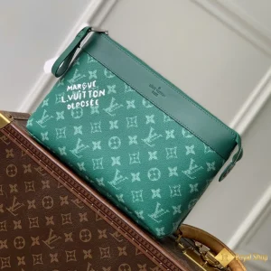 shop bán Túi clucht LV nam cầm tay Pochette Voyage Souple xánh lá M12665