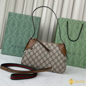 shop bán Túi nữ Gucci GG Emblem small shoulder 815218