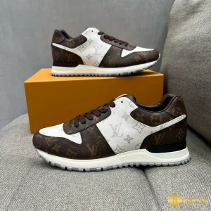 Giày LV nam sneaker Run Away brown CKL41244