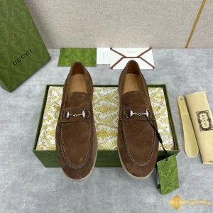 Giày loafer Gucci nam da lộn nâu CKG421052093 được làm thủ công