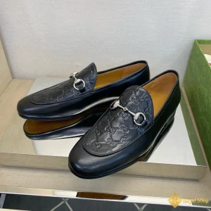 Giày loafer Gucci nam hoạ tiết GG dập chìm CKG421582093 like auth