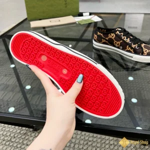 Giày sneaker Gucci Tennis CKGC2412002 được làm thủ công