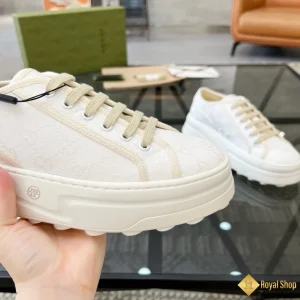 Giày sneaker Gucci Tennis CKGC2412011 được làm thủ công