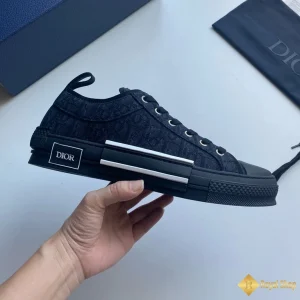 Giày sneaker nam Dior B23 màu đen CKD24088