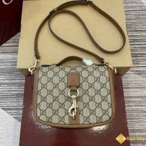 Túi Gucci nữ GG Emblem mini 815211 FAD6L 9758